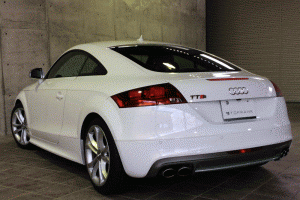 2010【アウディ】ＴＴＳ